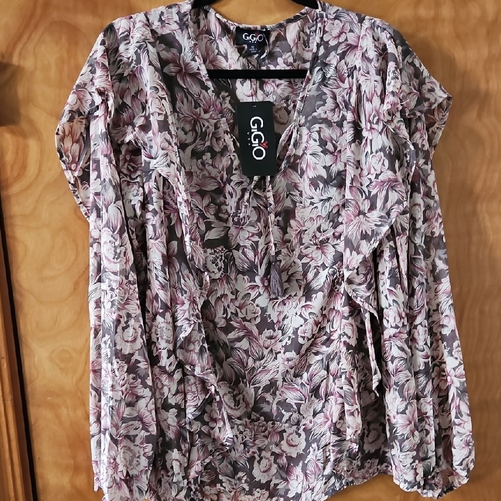 Gigio Women's Floral Top - Pink and White